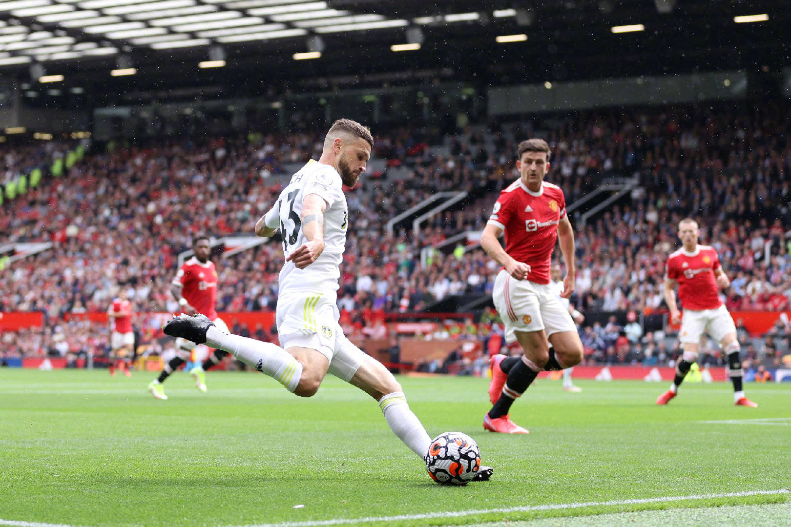 很多皇马球迷嗯喷弗洛伦蒂诺不给安切洛蒂买人,说实....